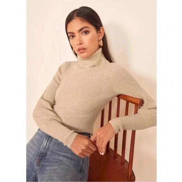 Reformation Cashmere Victoria Turtleneck Sweater in Sand Small - Picture 1 of 4